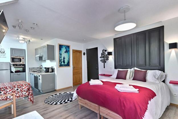 Les Suites Fenelon Le Cateau-Cambresis Exterior foto